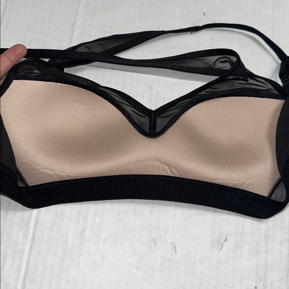 Victoria’s Secret Incredible Lightweight Max Womens Sports Bra 32C Animal Print - Picture 6 of 7